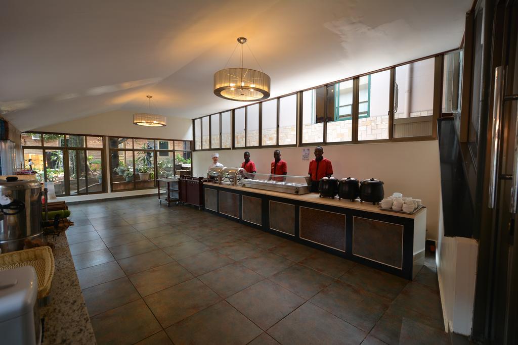 Arirang Hotel Kampala Exterior photo